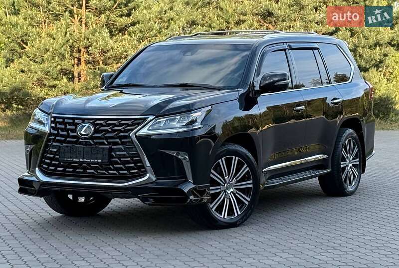 Позашляховик / Кросовер Lexus LX 2016 в Рівному