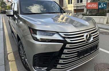 Позашляховик / Кросовер Lexus LX 2022 в 