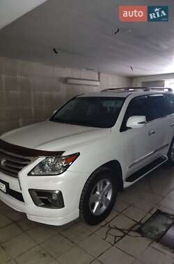 Внедорожник / Кроссовер Lexus LX 2012 в 