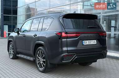 Внедорожник / Кроссовер Lexus LX 2023 в 
