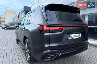 Внедорожник / Кроссовер Lexus LX 2023 в 