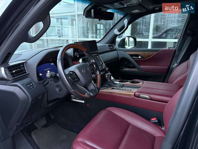 Внедорожник / Кроссовер Lexus LX 2023 в Хмельницком