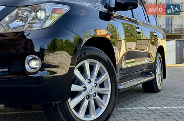 Позашляховик / Кросовер Lexus LX 2008 в 