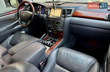 Позашляховик / Кросовер Lexus LX 2008 в 