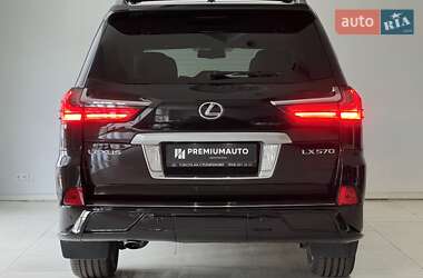 Внедорожник / Кроссовер Lexus LX 2014 в 