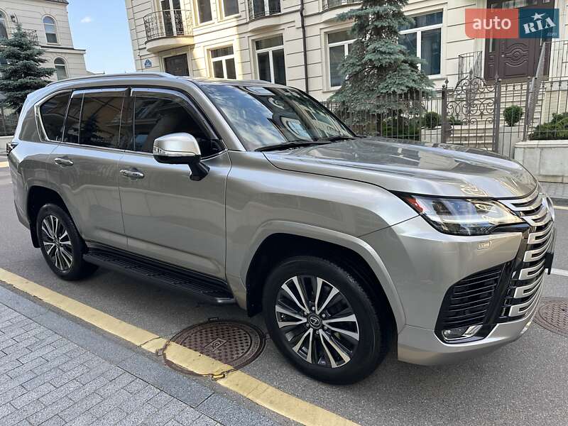 Внедорожник / Кроссовер Lexus LX 2022 в Киеве