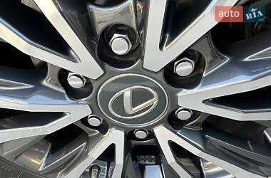 Внедорожник / Кроссовер Lexus LX 2022 в 