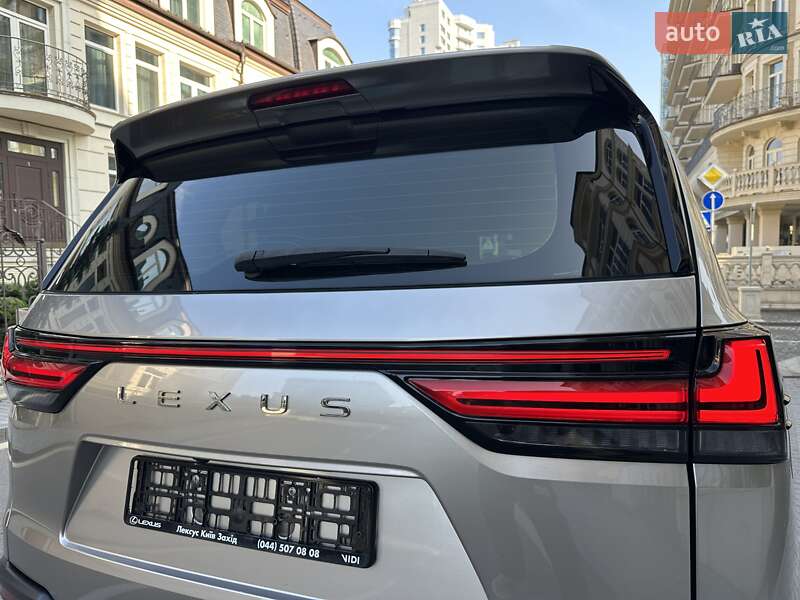 Внедорожник / Кроссовер Lexus LX 2022 в Киеве