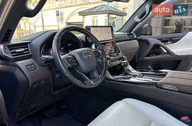 Внедорожник / Кроссовер Lexus LX 2022 в 