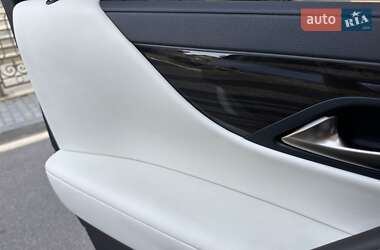 Внедорожник / Кроссовер Lexus LX 2022 в 