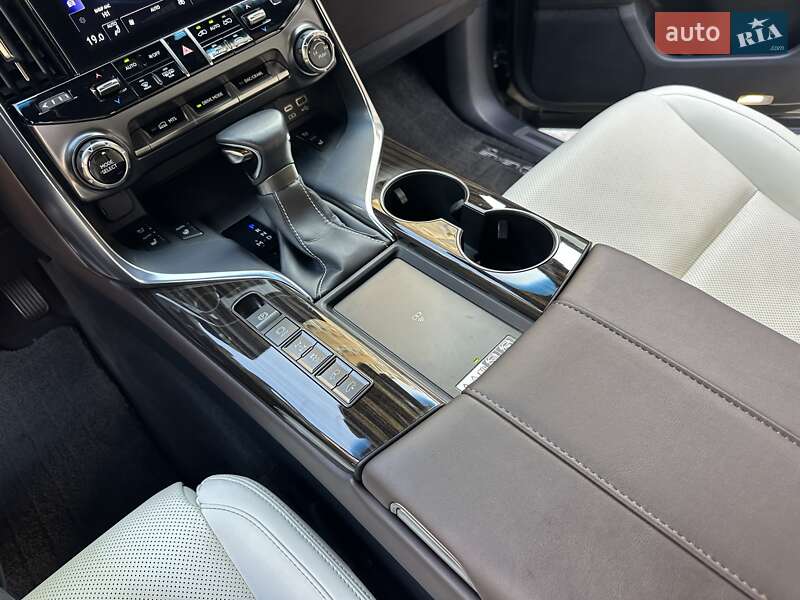 Внедорожник / Кроссовер Lexus LX 2022 в Киеве