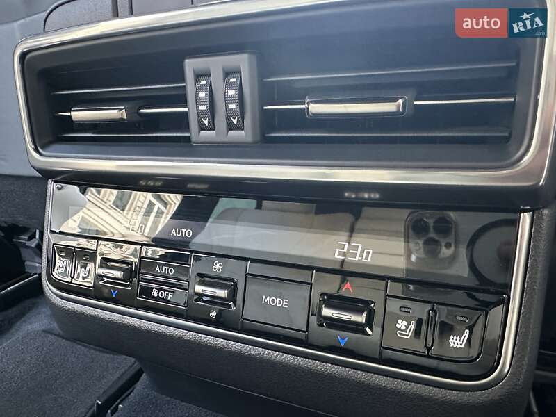 Внедорожник / Кроссовер Lexus LX 2022 в Киеве