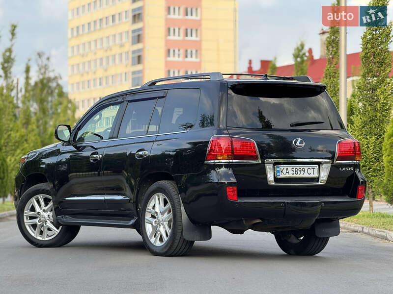 Внедорожник / Кроссовер Lexus LX 2011 в Киеве