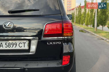 Внедорожник / Кроссовер Lexus LX 2011 в 