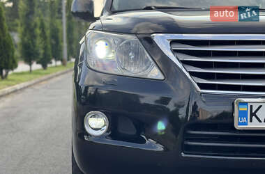 Внедорожник / Кроссовер Lexus LX 2011 в 