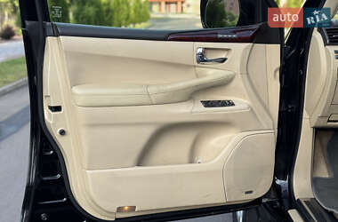 Внедорожник / Кроссовер Lexus LX 2011 в 