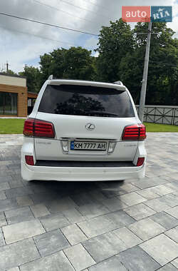 Внедорожник / Кроссовер Lexus LX 2011 в 
