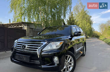 Внедорожник / Кроссовер Lexus LX 2008 в 