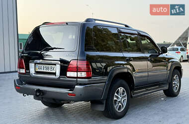 Внедорожник / Кроссовер Lexus LX 2006 в 