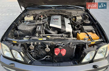 Внедорожник / Кроссовер Lexus LX 2006 в 