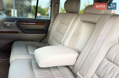 Внедорожник / Кроссовер Lexus LX 2006 в 