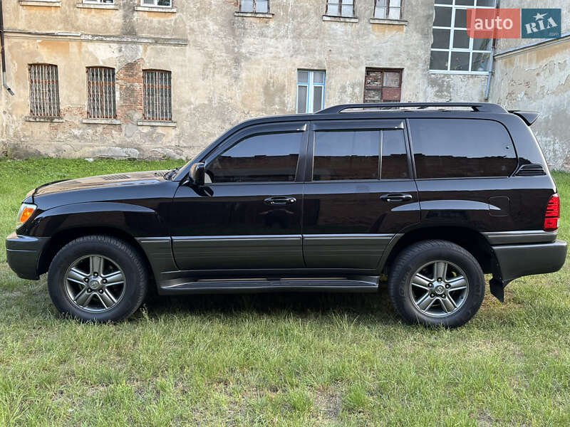 Внедорожник / Кроссовер Lexus LX 2006 в Тульчине