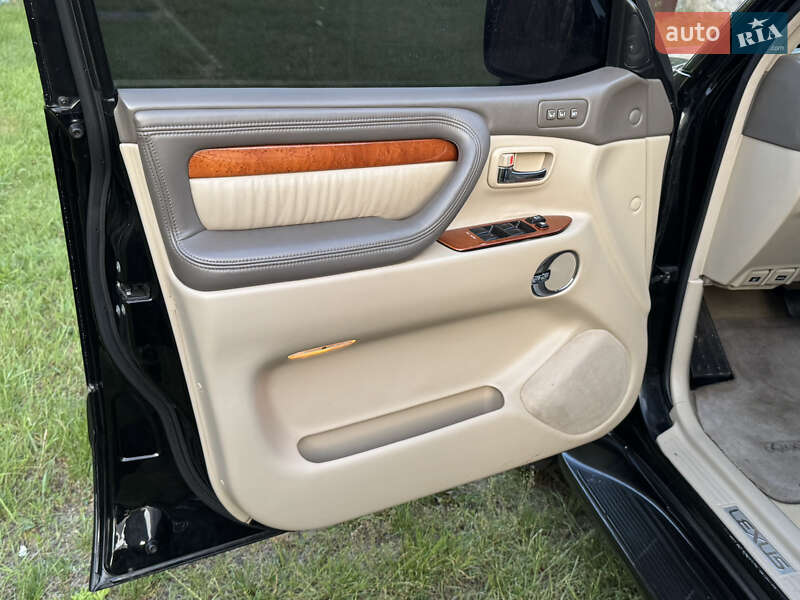 Внедорожник / Кроссовер Lexus LX 2006 в Тульчине