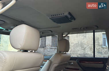 Внедорожник / Кроссовер Lexus LX 2006 в 