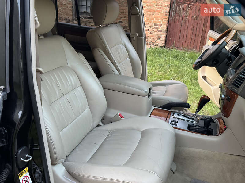 Внедорожник / Кроссовер Lexus LX 2006 в Тульчине