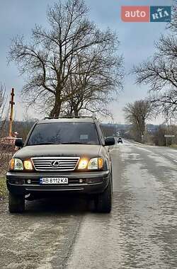 Внедорожник / Кроссовер Lexus LX 2004 в Сокирянах