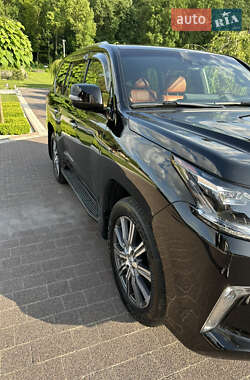 Внедорожник / Кроссовер Lexus LX 2017 в 