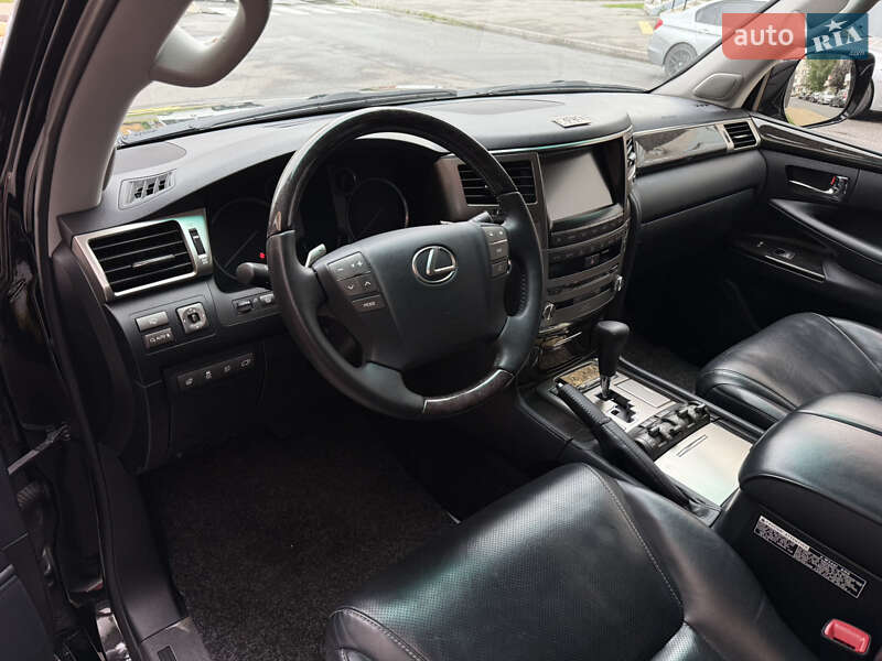 Позашляховик / Кросовер Lexus LX 2012 в Вінниці