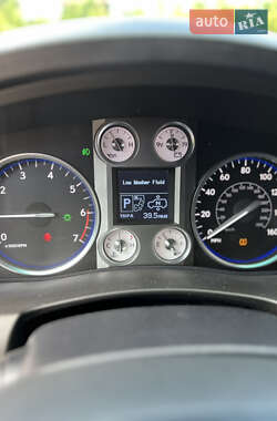 Внедорожник / Кроссовер Lexus LX 2010 в 