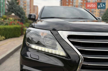 Внедорожник / Кроссовер Lexus LX 2015 в 