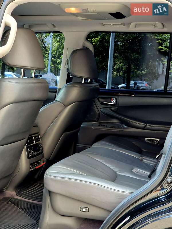 Внедорожник / Кроссовер Lexus LX 2010 в Харькове
