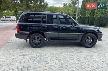 Внедорожник / Кроссовер Lexus LX 2004 в 