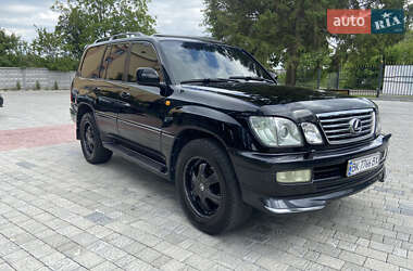 Внедорожник / Кроссовер Lexus LX 2004 в 