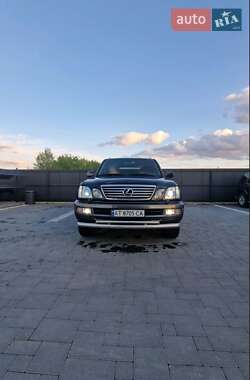Внедорожник / Кроссовер Lexus LX 2005 в 