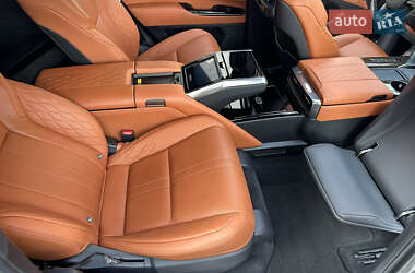 Внедорожник / Кроссовер Lexus LX 2022 в 