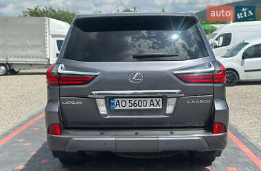 Внедорожник / Кроссовер Lexus LX 2017 в 