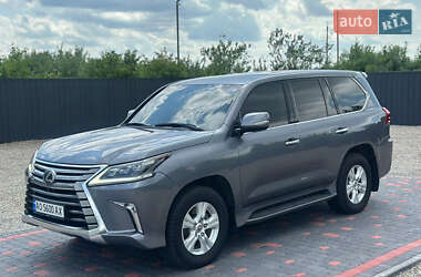 Внедорожник / Кроссовер Lexus LX 2017 в 