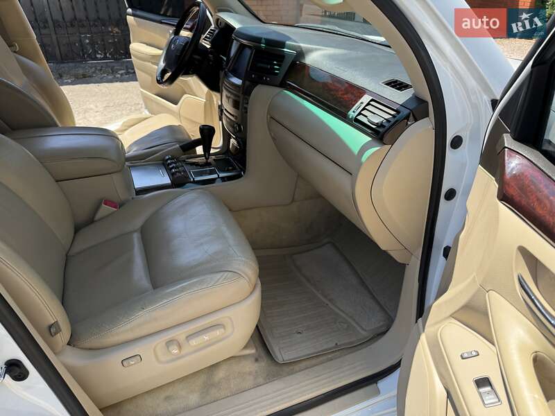 Позашляховик / Кросовер Lexus LX 2010 в Одесі фото 9 Позашляховик / Кросовер Lexus LX 2010 в Одесі