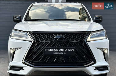 Внедорожник / Кроссовер Lexus LX 2019 в 