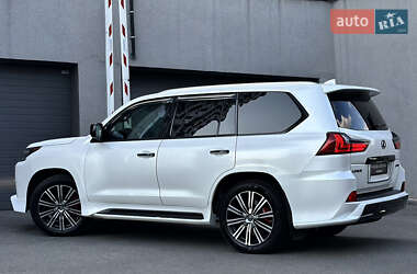 Внедорожник / Кроссовер Lexus LX 2019 в 