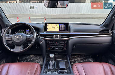 Внедорожник / Кроссовер Lexus LX 2019 в 