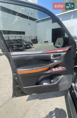Внедорожник / Кроссовер Lexus LX 2013 в 