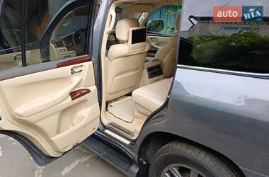 Внедорожник / Кроссовер Lexus LX 2013 в 