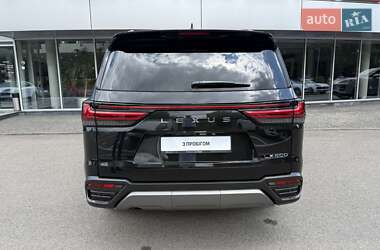 Внедорожник / Кроссовер Lexus LX 2023 в 