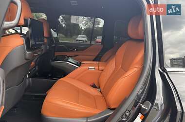 Внедорожник / Кроссовер Lexus LX 2023 в 