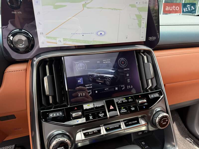 Внедорожник / Кроссовер Lexus LX 2023 в Днепре